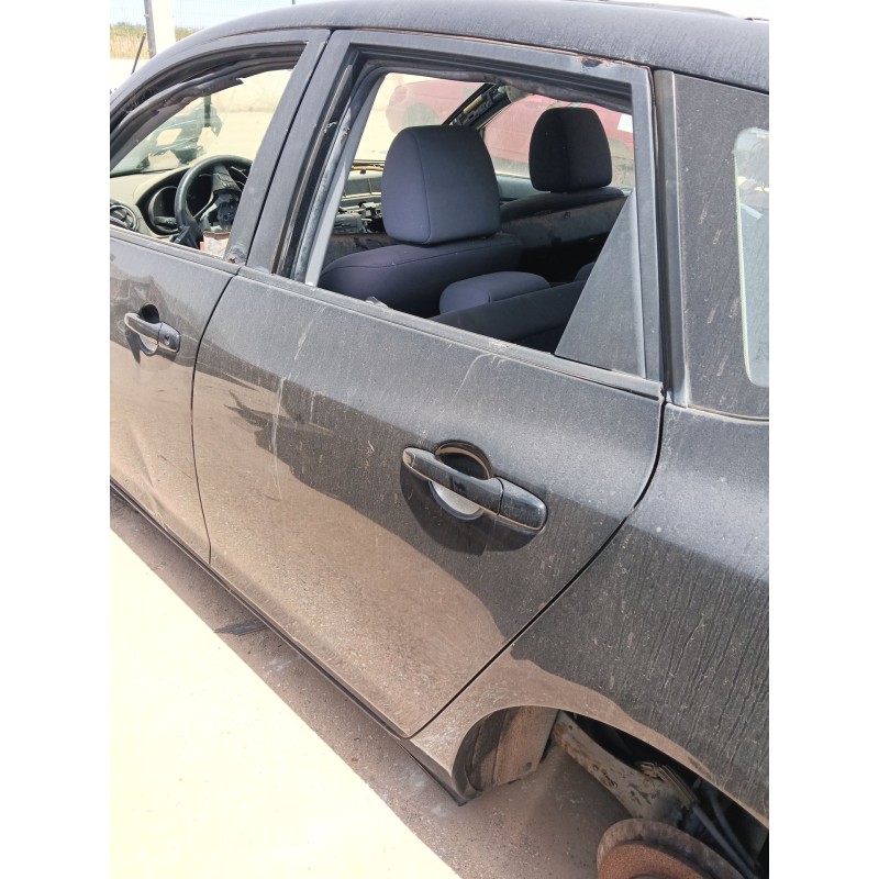 Recambio de puerta trasera izquierda para mazda 3 (bk) 1.6 di turbo referencia OEM IAM   