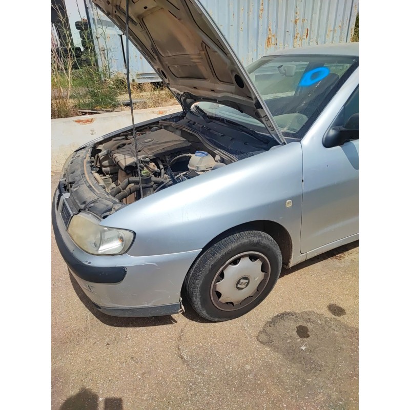 Recambio de aleta delantera izquierda para seat ibiza ii (6k1) 1.4 16v referencia OEM IAM   