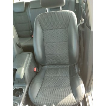 ASIENTO DELANTERO IZQUIERDO 