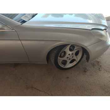 Recambio de aleta delantera derecha para mercedes-benz cls (c219) cls 350 (219.356) referencia OEM IAM   