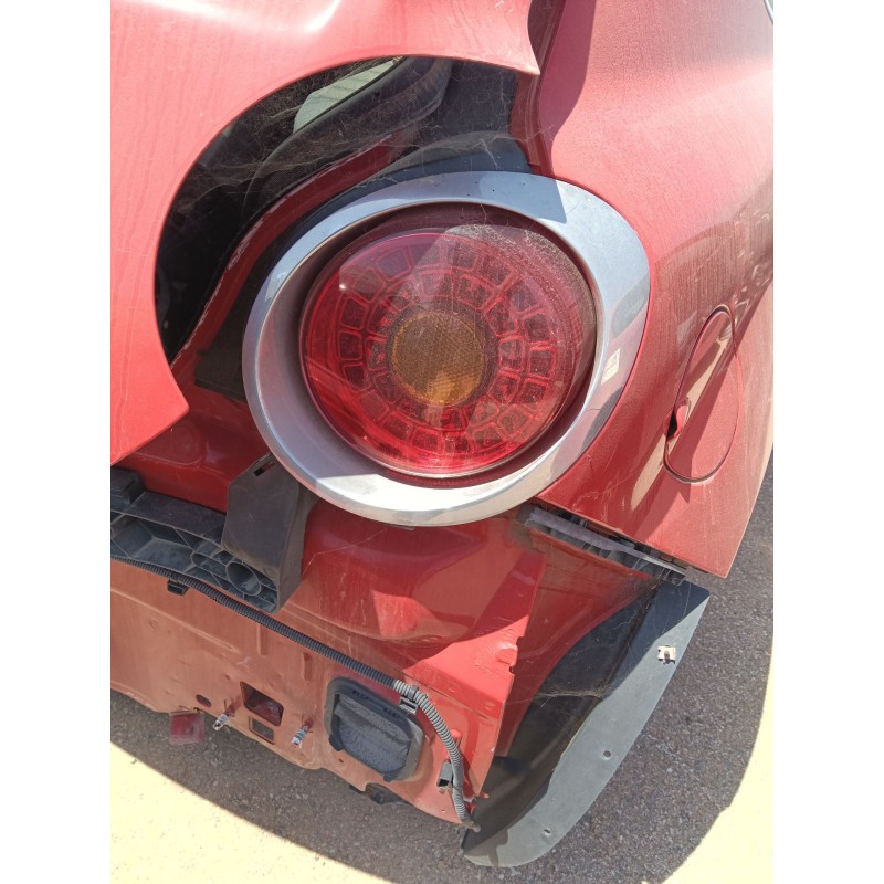 Recambio de piloto trasero derecho para alfa romeo mito (955_) 1.3 multijet (955axh1b, 955axt1a) referencia OEM IAM   