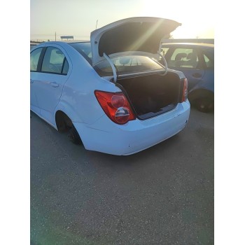 PARAGOLPES TRASERO 