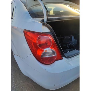Recambio de piloto trasero izquierdo para chevrolet aveo sedán (t300) 1.2 referencia OEM IAM   