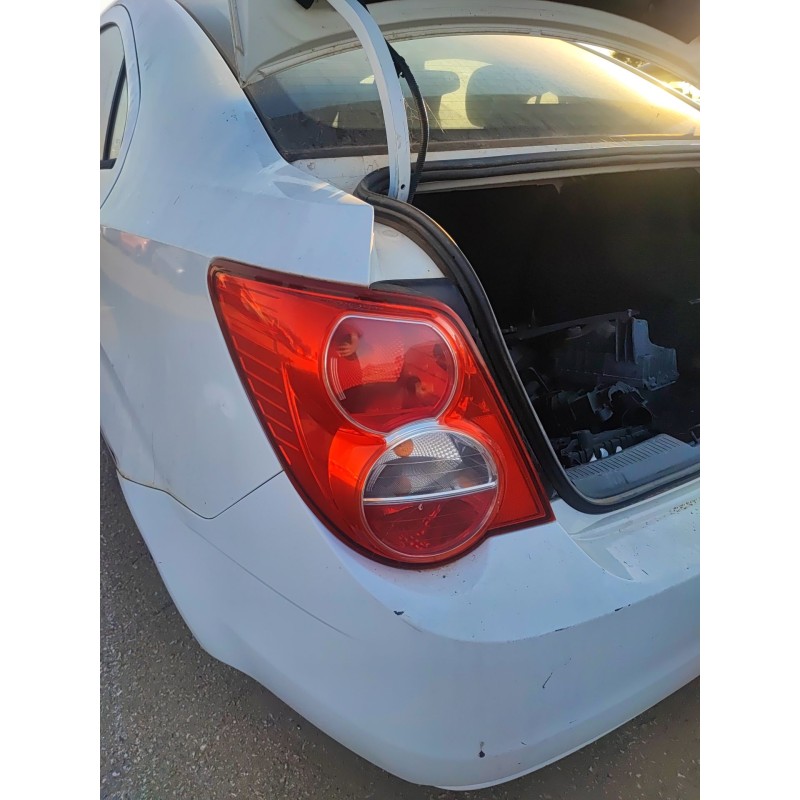 Recambio de piloto trasero izquierdo para chevrolet aveo sedán (t300) 1.2 referencia OEM IAM   