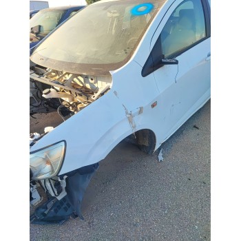 Recambio de aleta delantera izquierda para chevrolet aveo sedán (t300) 1.2 referencia OEM IAM   