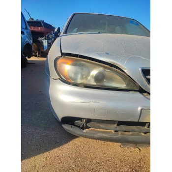 Recambio de faro derecho para nissan primera (p11) 2.0 td referencia OEM IAM   