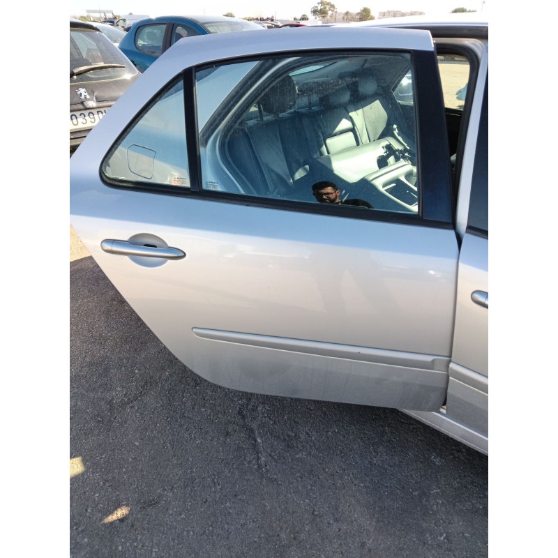 Recambio de puerta trasera derecha para renault laguna ii (bg0/1_) 2.0 16v (bg03, bg0z, bg0t, bg1y) referencia OEM IAM   