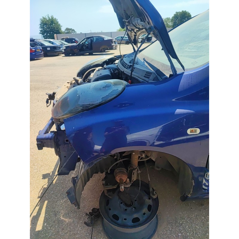 Recambio de aleta delantera izquierda para nissan micra iii (k12) 1.4 16v referencia OEM IAM   
