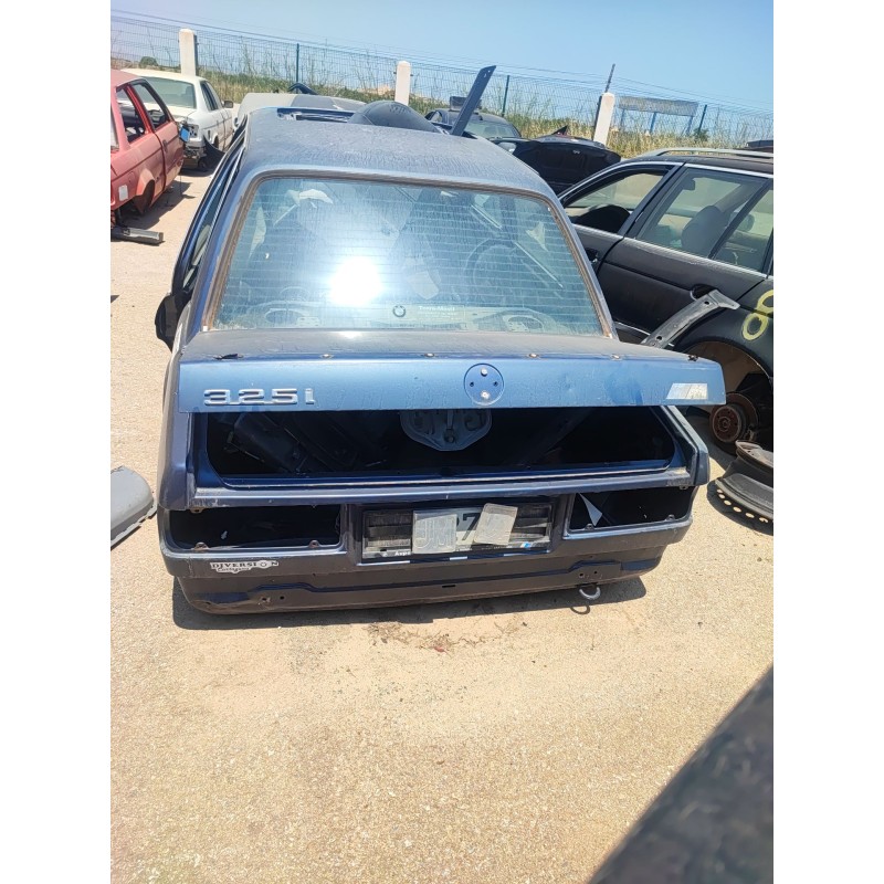 Recambio de porton trasero para bmw 3 (e30) 323 i referencia OEM IAM   