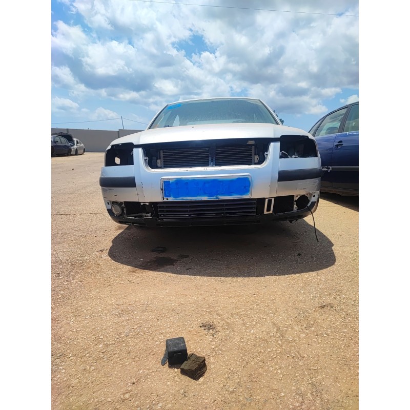 Recambio de paragolpes delantero para volkswagen passat b5.5 (3b3) 1.8 t 20v referencia OEM IAM   