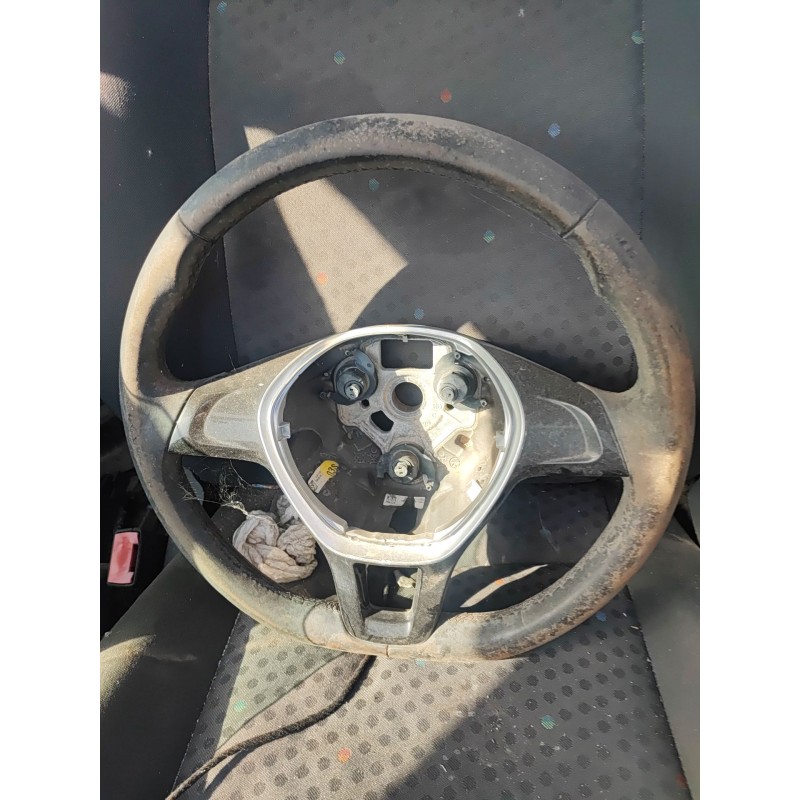 Recambio de volante para volkswagen polo iv (9n_, 9a_) 1.9 sdi referencia OEM IAM   