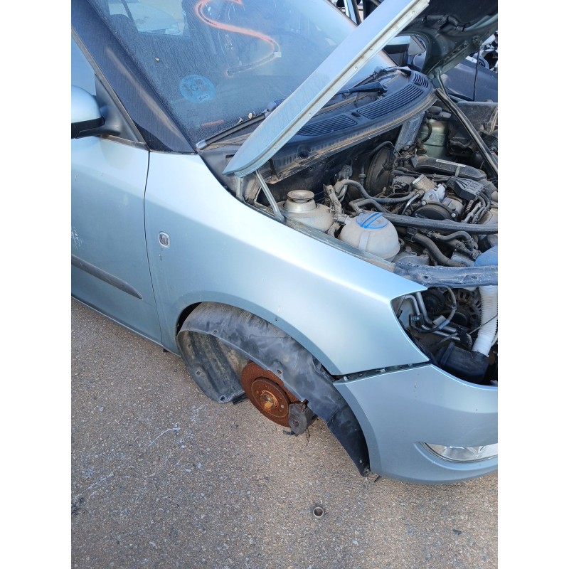 Recambio de aleta delantera derecha para skoda fabia ii combi (545) 1.2 tsi referencia OEM IAM   