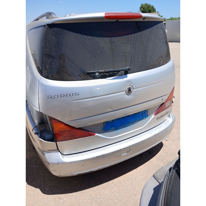 Recambio de porton trasero para ssangyong rodius i 2.7 xdi referencia OEM IAM   