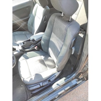 ASIENTO DELANTERO IZQUIERDO 