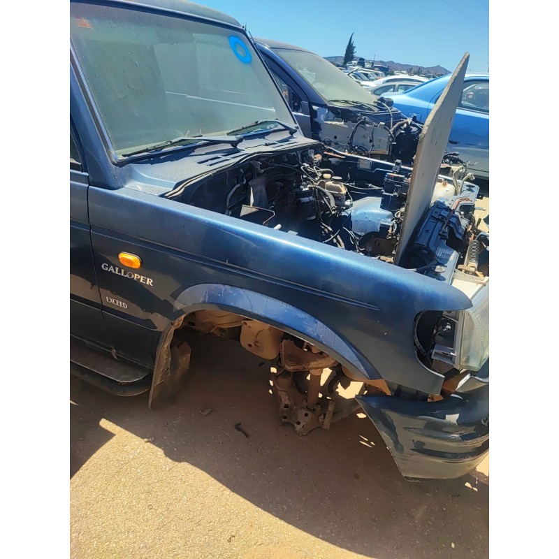 Recambio de aleta delantera derecha para hyundai galloper ii (jk-01) 2.5 td intercooler referencia OEM IAM   