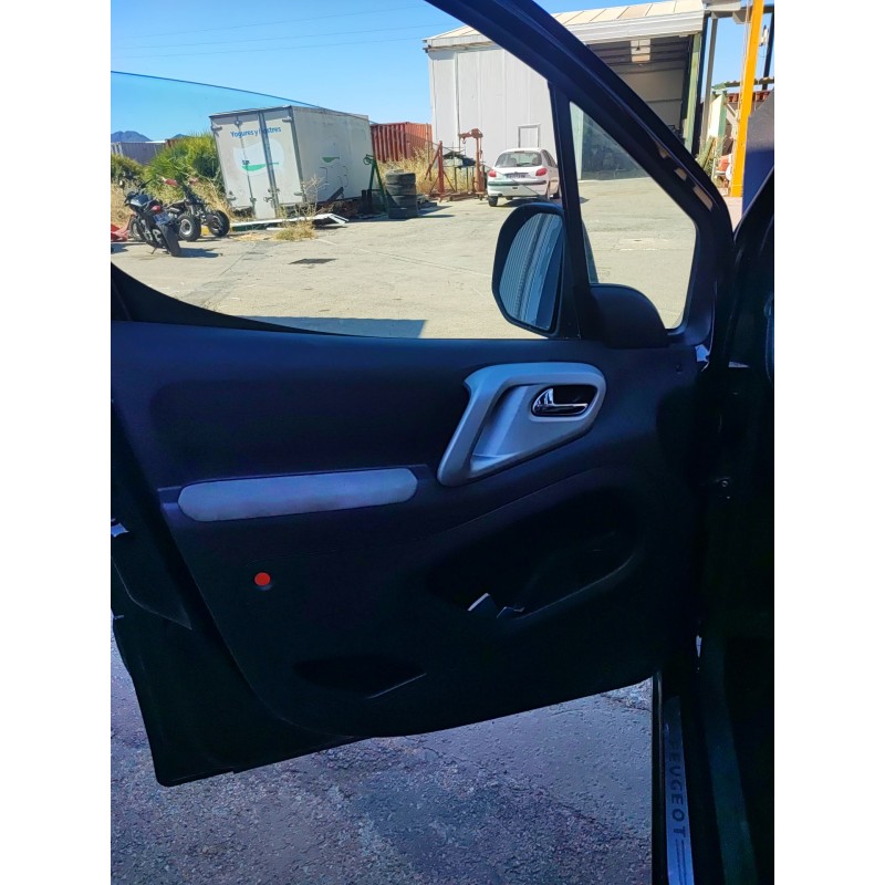 Recambio de guarnecido puerta delantera izquierda para peugeot partner furgoneta/monovolumen 1.6 hdi / bluehdi 75 referencia OEM