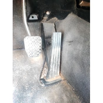 PEDAL ACELERADOR 
