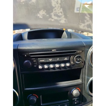 SISTEMA AUDIO / RADIO CD 