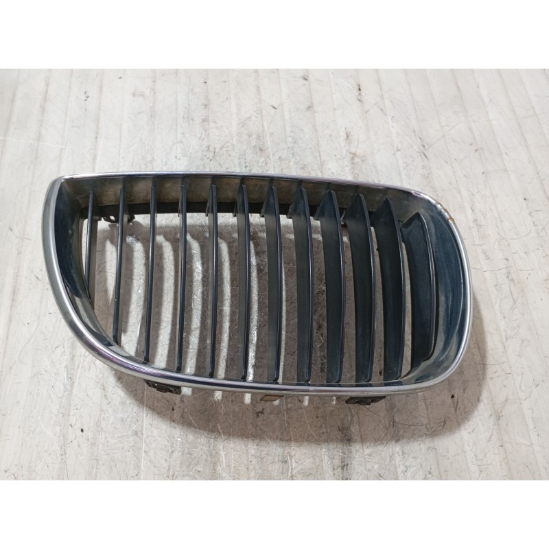 Recambio de rejilla paragolpes derecha para bmw 1 (e81) 118 d referencia OEM IAM 22405910 R511370771309 