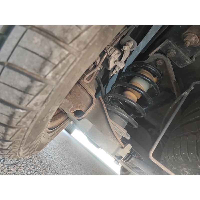Recambio de amortiguador trasero izquierdo para peugeot partner furgoneta/monovolumen 1.6 hdi / bluehdi 75 referencia OEM IAM   