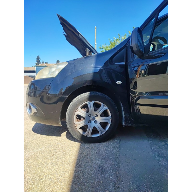 Recambio de aleta delantera izquierda para peugeot partner furgoneta/monovolumen 1.6 hdi / bluehdi 75 referencia OEM IAM   
