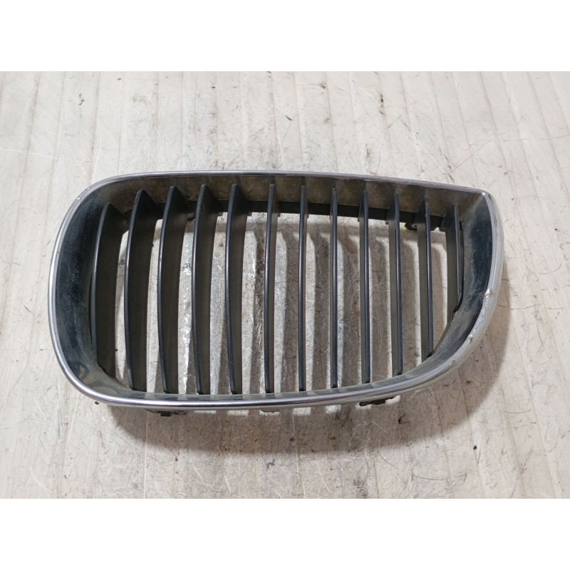 Recambio de rejilla paragolpes izquierdo para bmw 1 (e81) 118 d referencia OEM IAM 22405910 L511371286189 