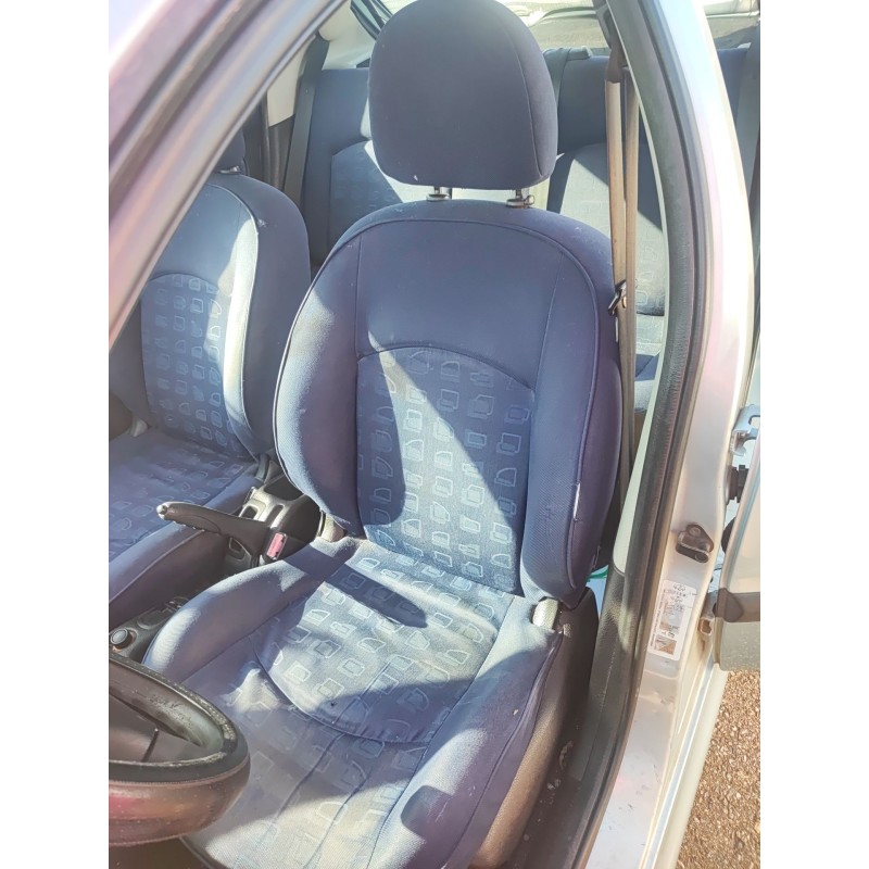 Recambio de juego asientos completo para peugeot 206 hatchback (2a/c) 1.4 hdi eco 70 referencia OEM IAM   