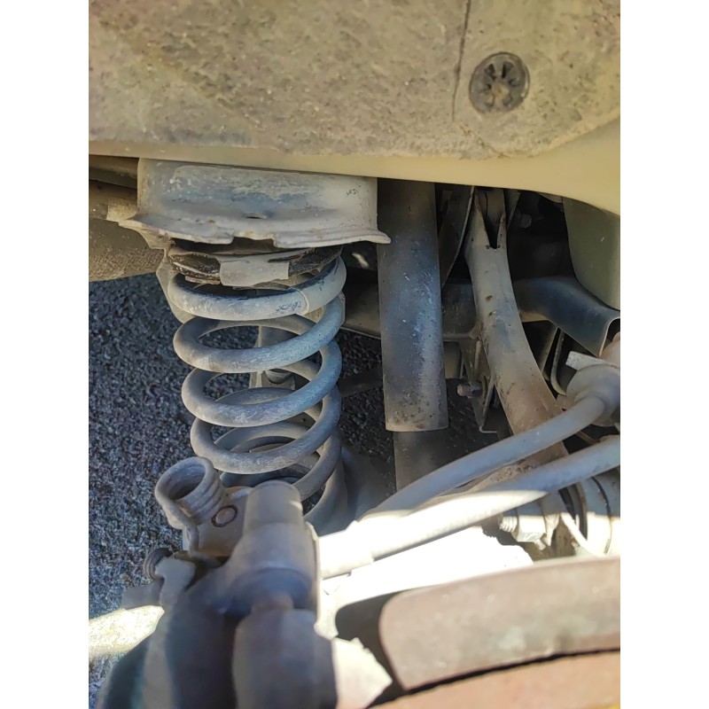 Recambio de amortiguador trasero derecho para ford focus ii furgoneta/station wagon 1.6 tdci referencia OEM IAM   