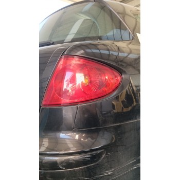 Recambio de piloto trasero derecho para seat toledo iii (5p2) 1.9 tdi referencia OEM IAM   