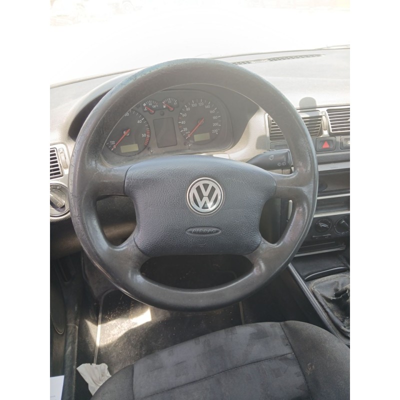 Recambio de volante para volkswagen golf iv (1j1) 1.9 tdi referencia OEM IAM   