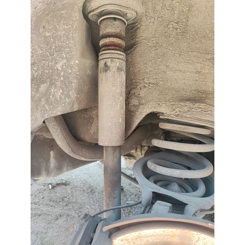 Recambio de amortiguador trasero derecho para bmw 3 (e36) 318 is referencia OEM IAM   