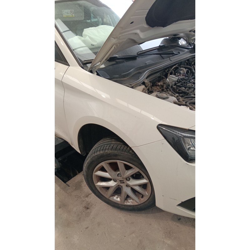 Recambio de aleta delantera derecha para seat leon sportstourer (kl8, kld) 2.0 tdi referencia OEM IAM   