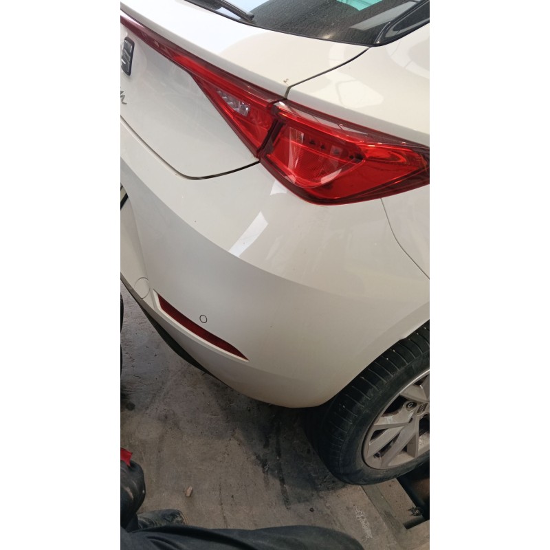Recambio de paragolpes trasero para seat leon sportstourer (kl8, kld) 2.0 tdi referencia OEM IAM   
