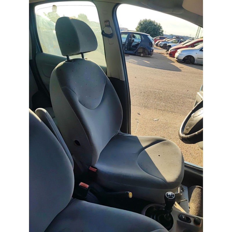 Recambio de asiento delantero izquierdo para citroën c3 i (fc_, fn_) 1.4 i referencia OEM IAM   