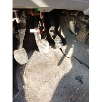 PEDAL ACELERADOR 
