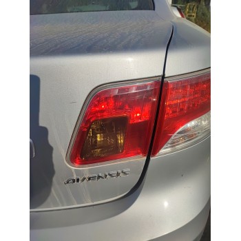Recambio de piloto trasero derecho interior para toyota avensis sedán (_t27_) 2.2 d-4d (adt271_) referencia OEM IAM   