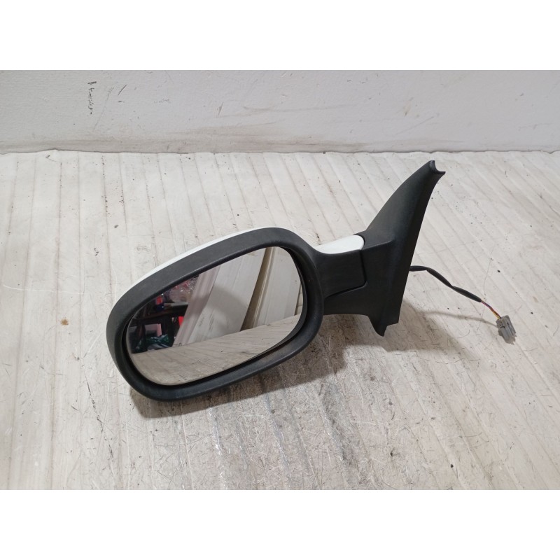 Recambio de espejo retrovisor izquierdo para nissan micra iii (k12) 1.5 dci referencia OEM IAM 011031  