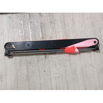 Recambio de triangulo emergencias para bmw 1 (e81) 118 d referencia OEM IAM 71601095457  
