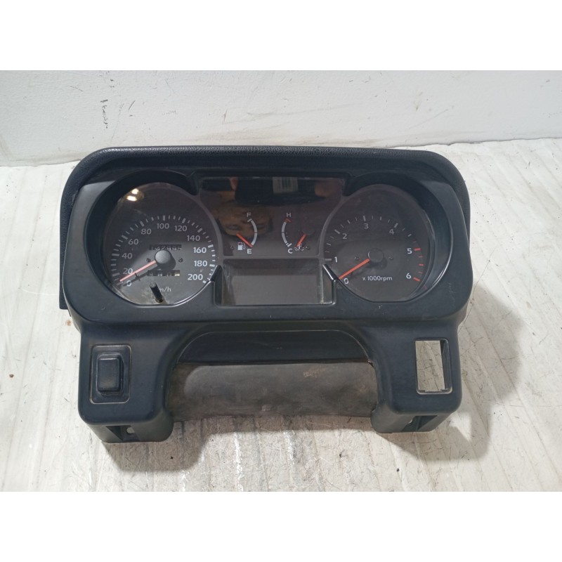 Recambio de cuadro instrumentos para mitsubishi galloper (jk-01) 2.5 td intercooler referencia OEM IAM A303BKNC09  