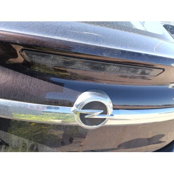 LUZ CENTRAL DE FRENO 