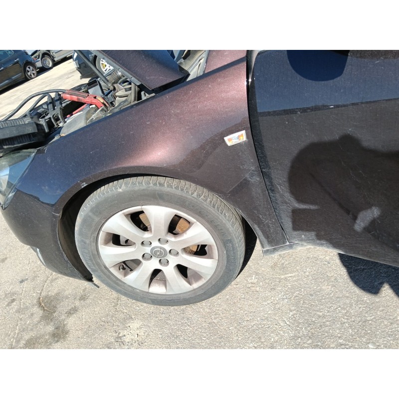 Recambio de aleta delantera izquierda para opel insignia a (g09) 1.4 (68) referencia OEM IAM   