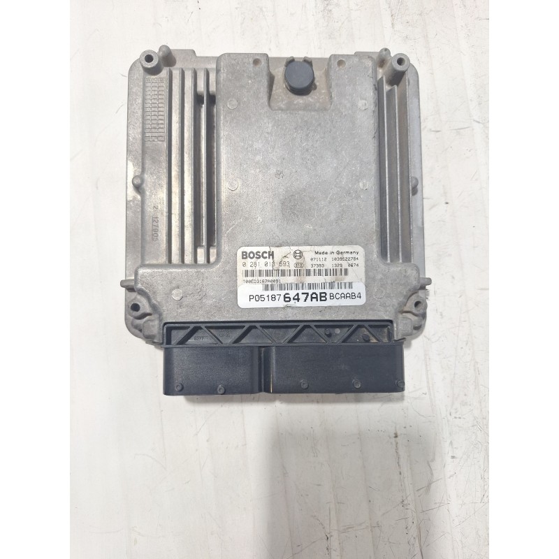 Recambio de centralita motor uce para dodge caliber 1.8 referencia OEM IAM 0281013693  