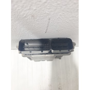 Recambio de centralita motor uce para dodge caliber 1.8 referencia OEM IAM 0281013693  