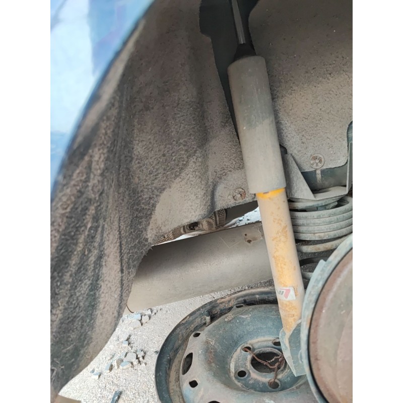 Recambio de amortiguador trasero derecho para ford fiesta v (jh_, jd_) 1.4 16v referencia OEM IAM   
