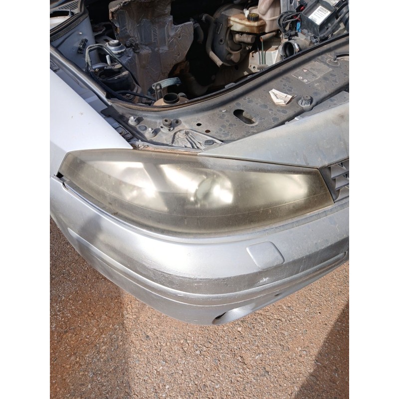 Recambio de faro derecho para renault laguna ii (bg0/1_) 2.0 16v (bg03, bg0z, bg0t, bg1y) referencia OEM IAM   