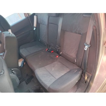 ASIENTO TRASERO MEDIO 