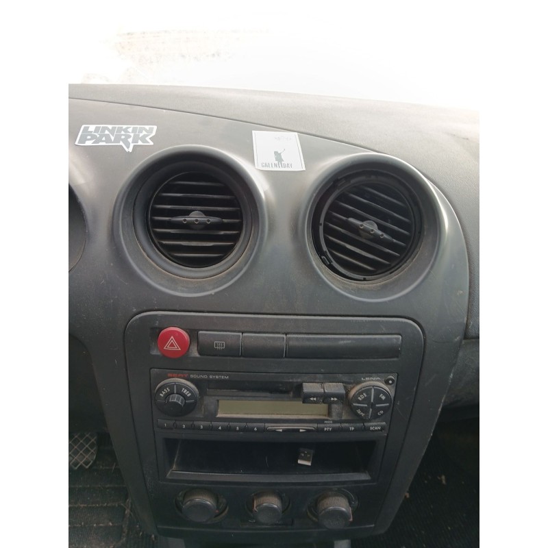 Recambio de rejilla aireadora para seat ibiza iii (6l1) 1.2 referencia OEM IAM   