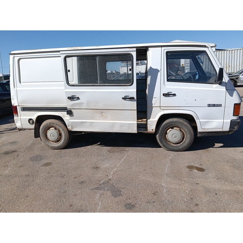 mercedes-benz mb autobús (w631) del año 1989