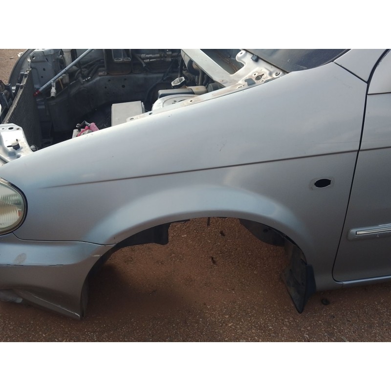 Recambio de aleta delantera izquierda para kia carnival ii (gq) 2.9 crdi referencia OEM IAM   