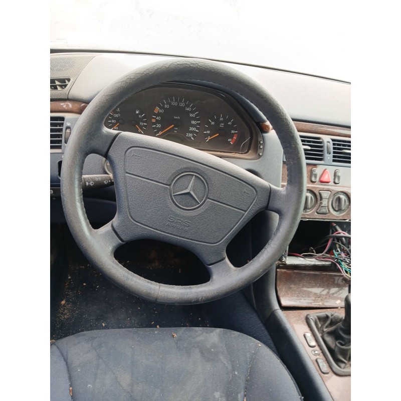 Recambio de volante para mercedes-benz clase e (w210) e 300 d (210.020) referencia OEM IAM   